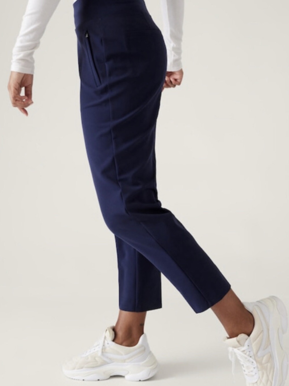 NWT Athleta Endless Pant!  Stretch Chinos Size 4P